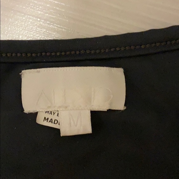 Alexis sequin gray silver bikini size medium - Picture 4 of 4